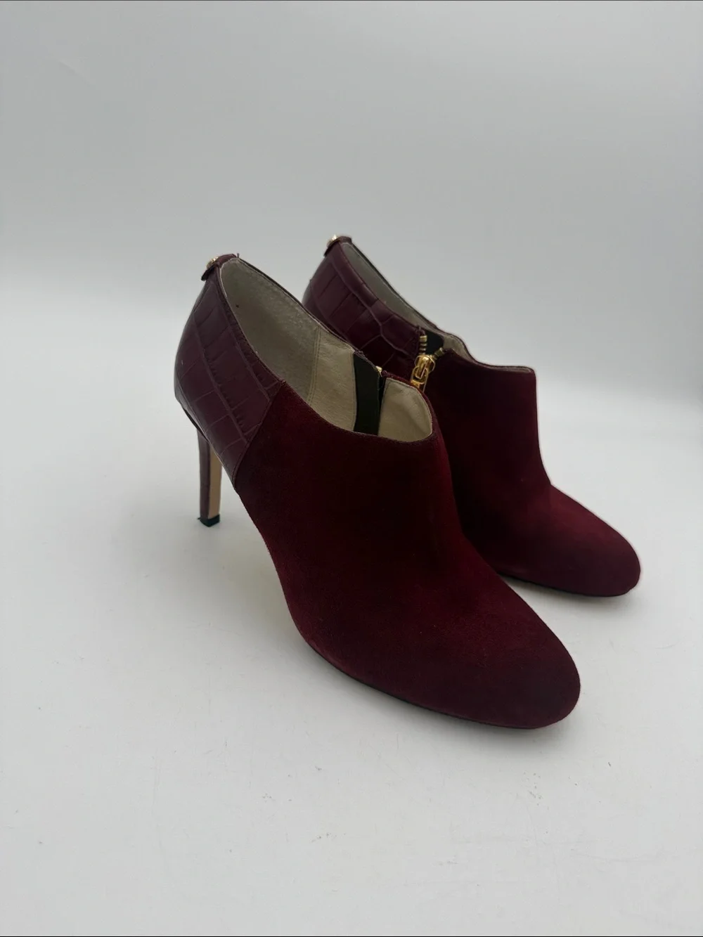 Michael Kors Wine Suede & Croc-Embossed Ankle Booties women 9M casual event Y2K